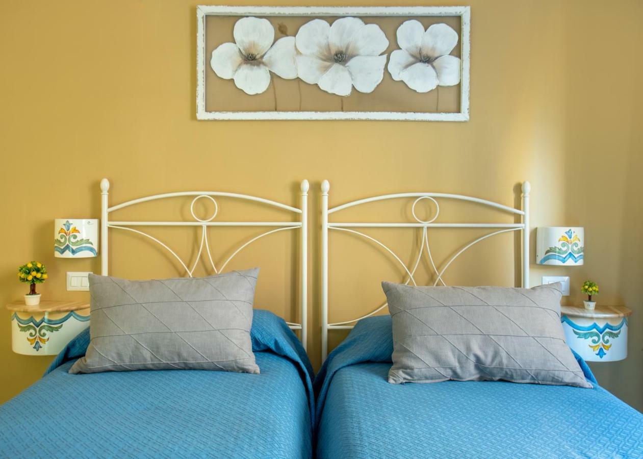 Regina Elena Bed and Breakfast Napels Buitenkant foto