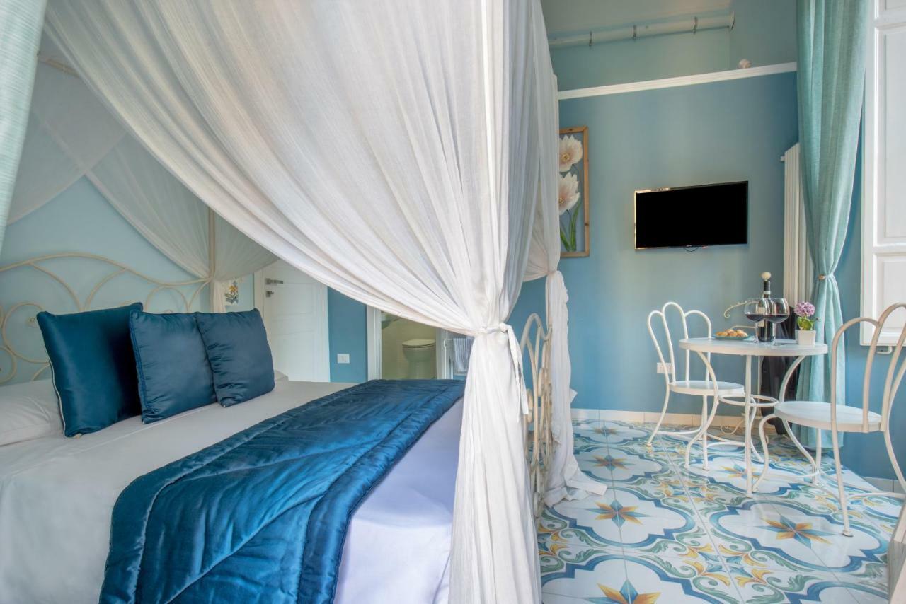 Regina Elena Bed and Breakfast Napels Buitenkant foto