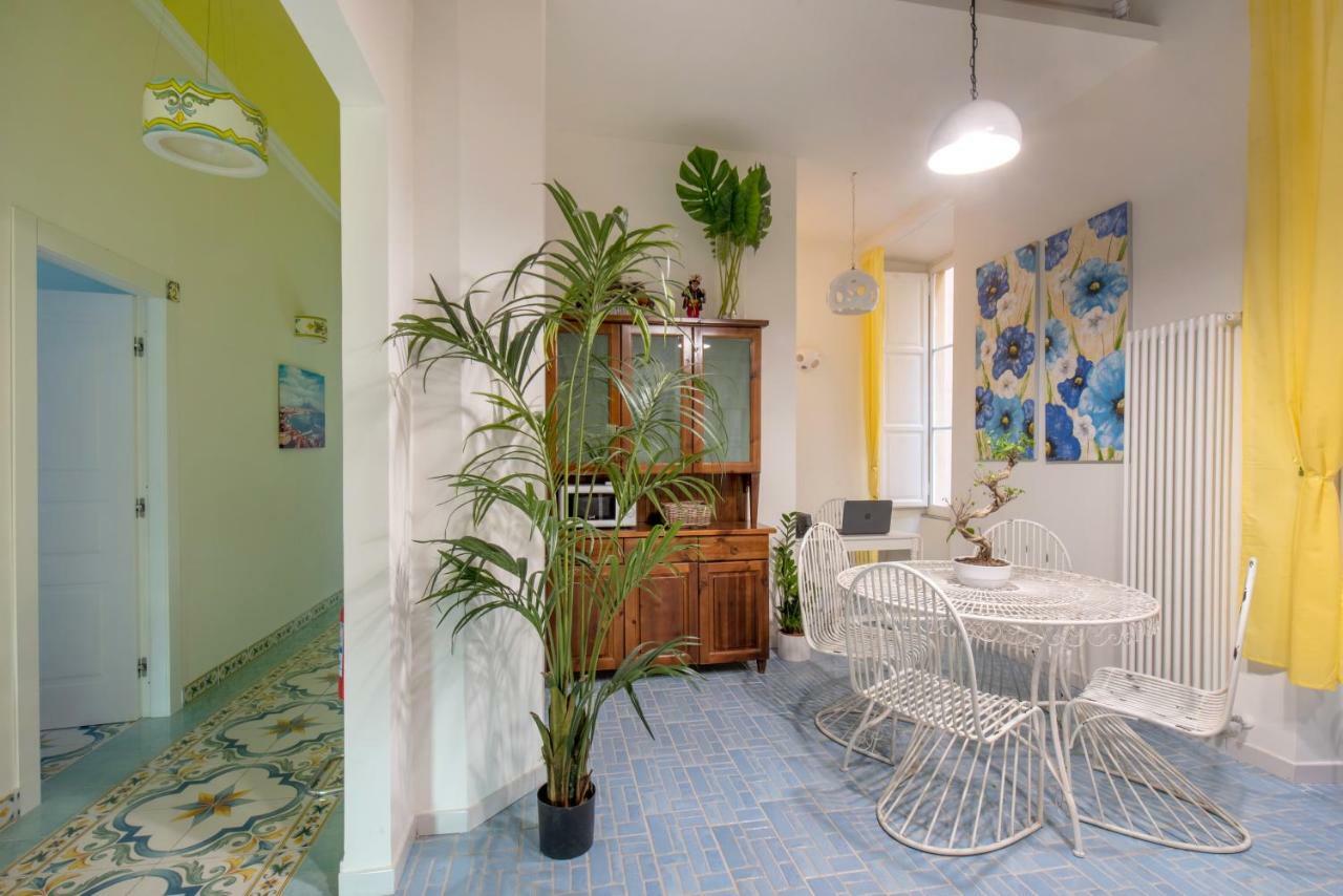 Regina Elena Bed and Breakfast Napels Buitenkant foto